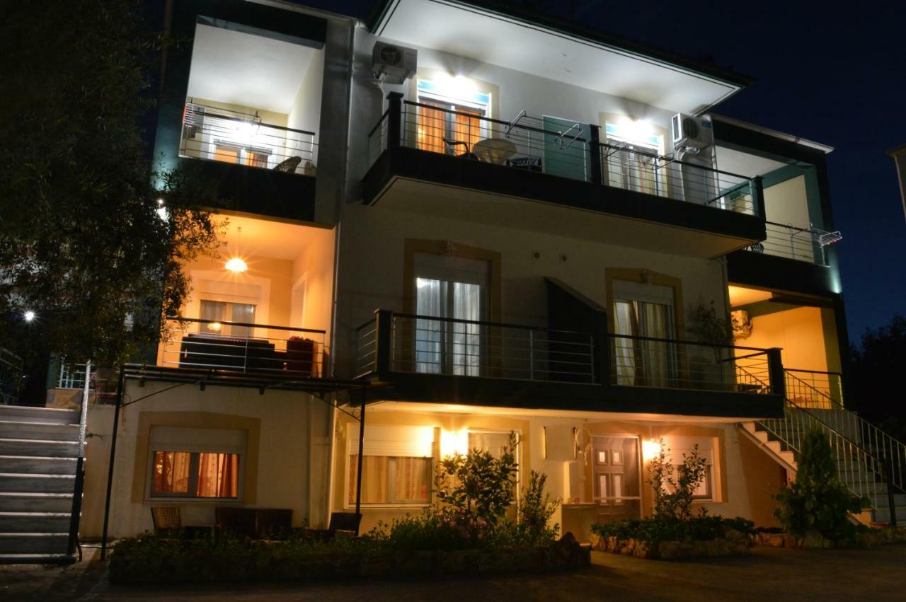Green Island Residence Skala Potamia  Exteriör bild